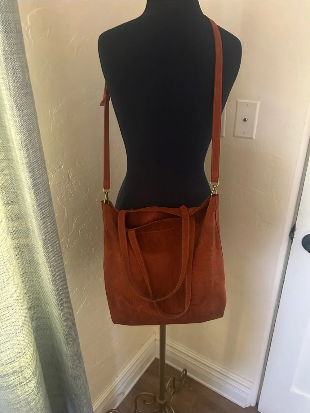Crossbody Tote Bag in Burnt Orange